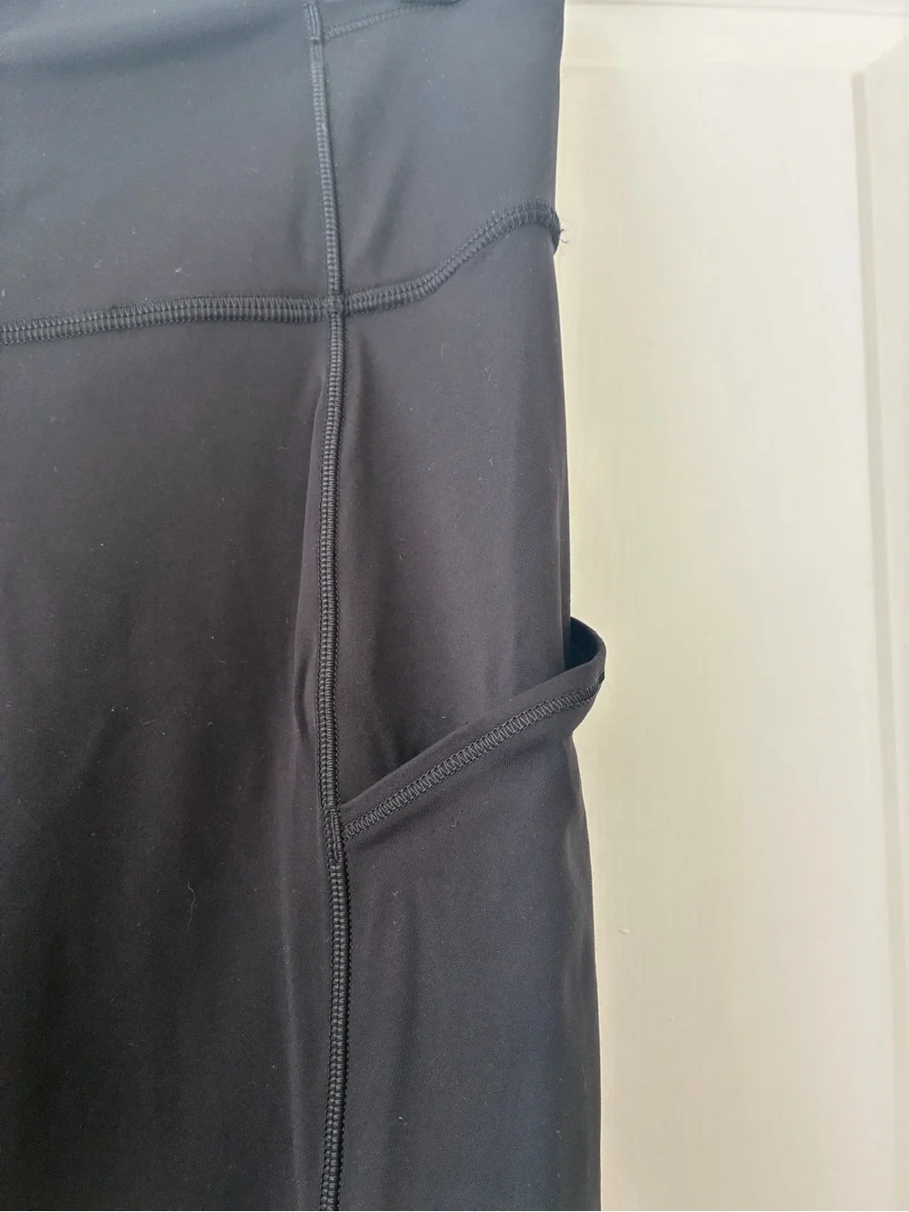 LULULEMON 